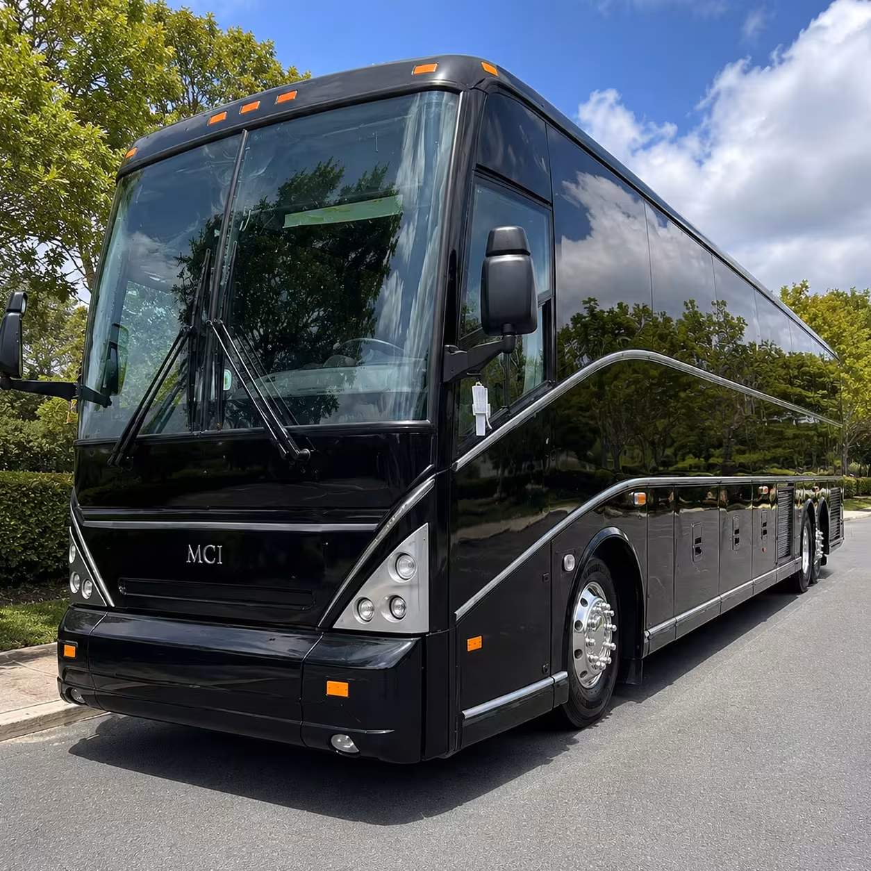 corporate event shuttle buses in fullerton california