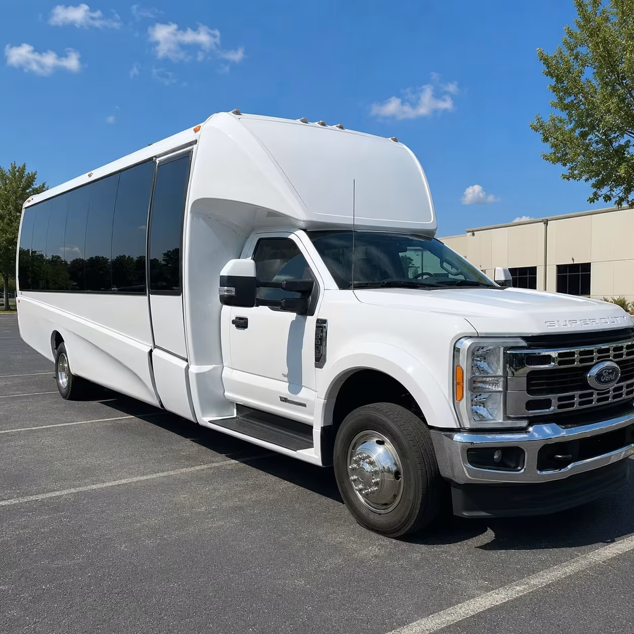 fullerton 18 passenger minibus rental