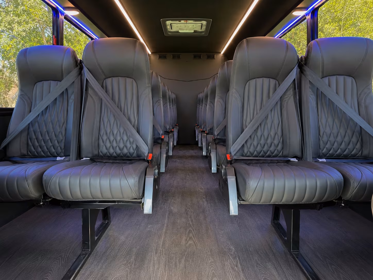 minibus rentals in fullerton for youth sports team travel
